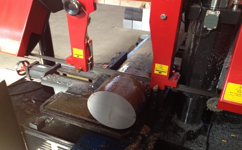 松桃卧式带锯床加工时出现明显振荡如何排查？