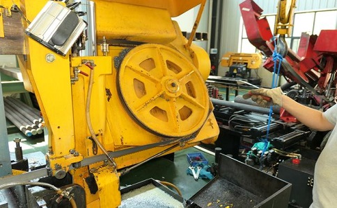 如何解决松桃卧式金属带锯床切削时出现的断带现象？